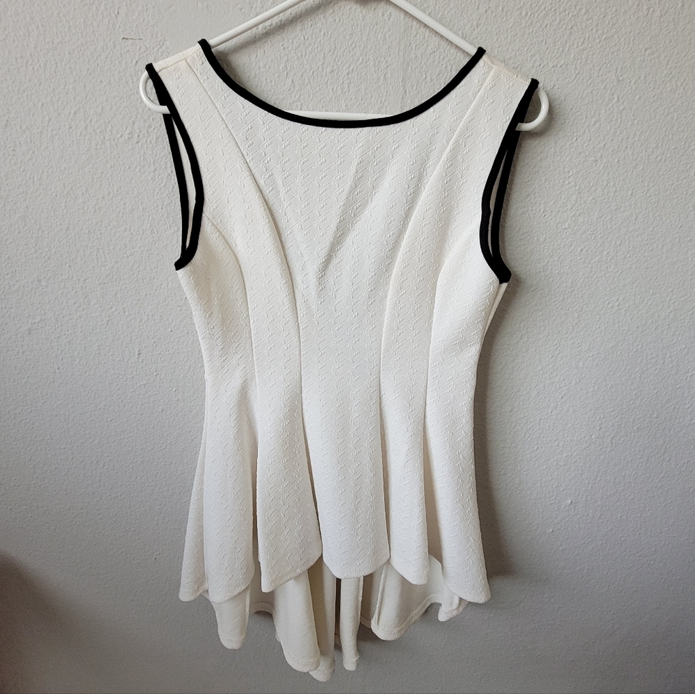 Monteau Soft White Peplum Top Black Ribbing Size L